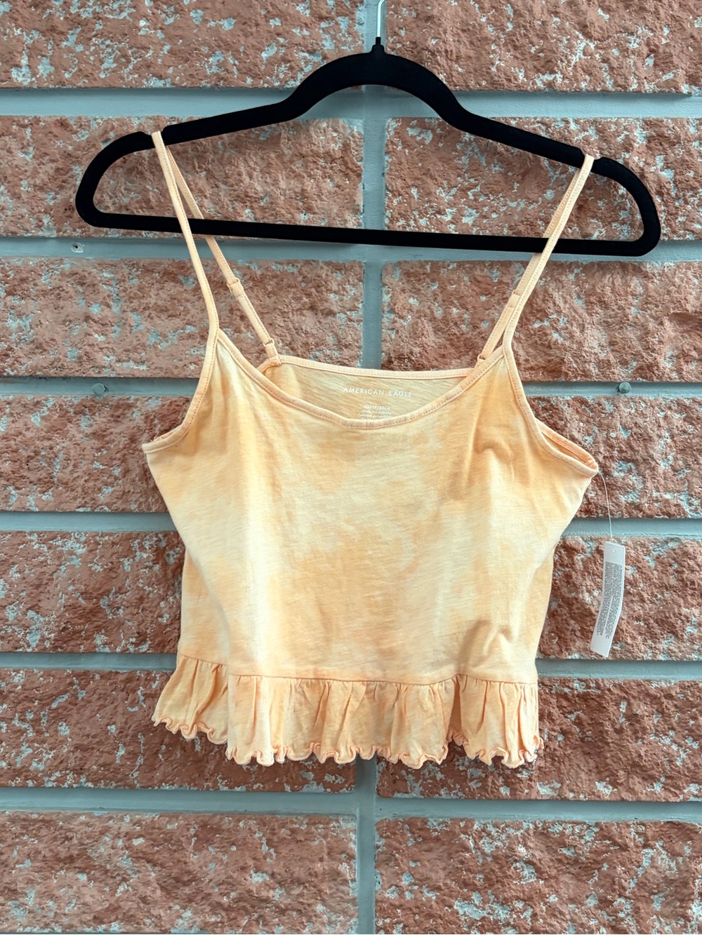 🌟 American Eagle Outfitters Peach Ruffle-Hem Spaghetti Strap Crop Top